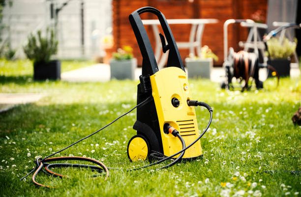 Best Fence Cleaning  in Liberty Triangle, FL